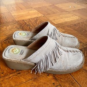 Earth Shoe Leather/Suede Boho Fringe Slip-ons